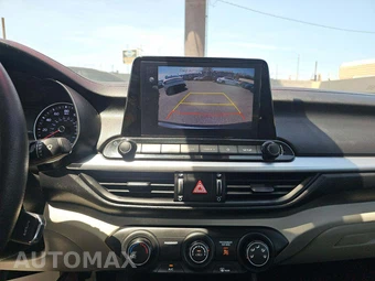 2023 Kia Forte LXS - miniatura 10