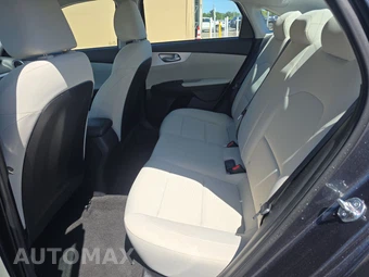 2023 Kia Forte LXS - miniatura 13