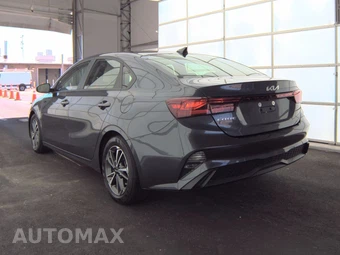 2023 Kia Forte LXS - miniatura 6