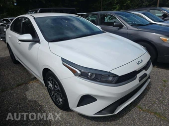 2023 Kia Forte LXS – miniatura 4