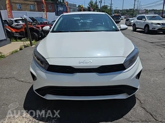 2023 Kia Forte LXS – miniatura 2