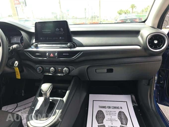 2023 Kia Forte LXS - miniatura 19
