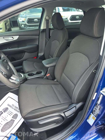 2023 Kia Forte LXS - miniatura 6