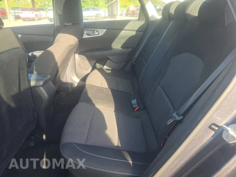 2023 Kia Forte LXS - miniatura 13