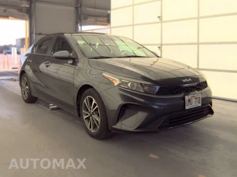 2023 Kia Forte LXS - miniatura 3