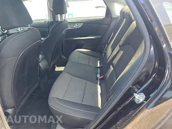 2023 Kia Forte LXS - miniatura 13