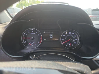 2023 Kia Forte LXS - miniatura 12
