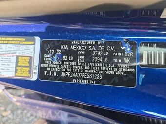 2023 Kia Forte LXS - miniatura 14