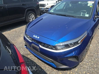 2023 Kia Forte LXS - miniatura 2