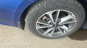 2023 Kia Forte LXS - miniatura 23