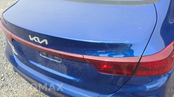 2023 Kia Forte LXS - miniatura 32