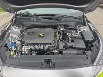 2023 Kia Forte LXS - miniatura 15