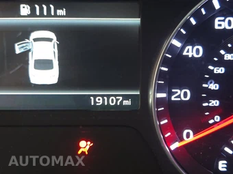 2023 Kia Forte LXS – miniatura 12