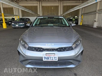 2023 Kia Forte LXS – miniatura 2