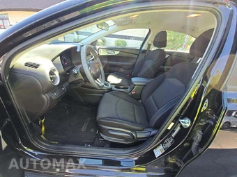 2023 Kia Forte LXS - miniatura 3