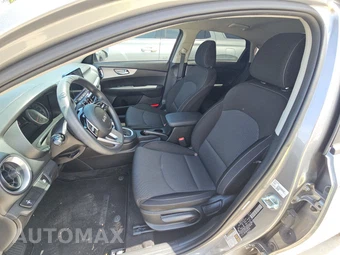 2023 Kia Forte LXS - miniatura 7