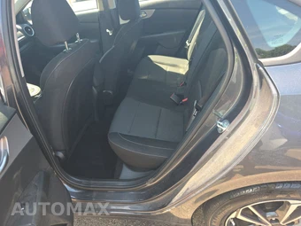2023 Kia Forte LXS - miniatura 13