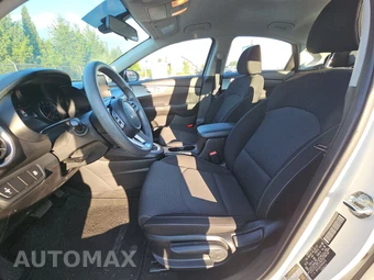 2023 Kia Forte LXS - miniatura 7