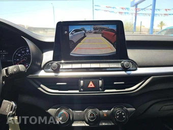 2023 Kia Forte LXS - miniatura 10