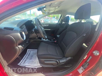 2023 Kia Forte LXS - miniatura 6