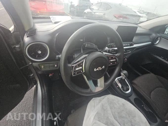 2023 Kia Forte LXS - miniatura 11