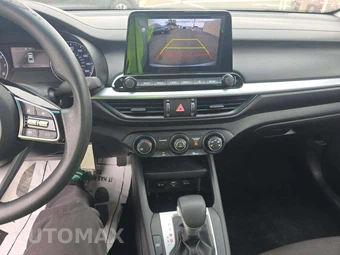 2023 Kia Forte LXS – miniatura 10