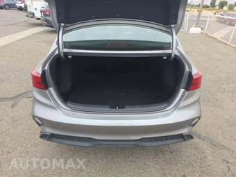 2023 Kia Forte LXS – miniatura 14