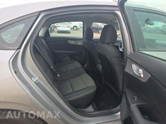 2023 Kia Forte LXS – miniatura 16