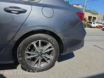 2023 Kia Forte LXS – miniatura 11