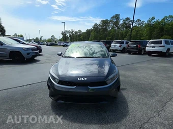 2023 Kia Forte LXS - miniatura 2