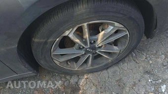 2023 Kia Forte LXS – miniatura 23