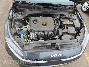 2023 Kia Forte LXS - miniatura 15