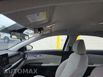 2023 Kia Forte LXS - miniatura 23