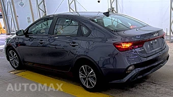 2023 Kia Forte LXS - miniatura 6