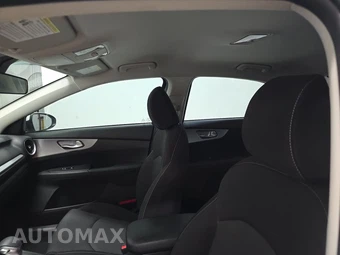 2023 Kia Forte LXS – miniatura 18