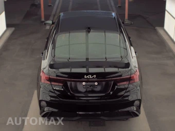 2023 Kia Forte LXS – miniatura 5