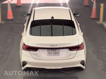 2023 Kia Forte LXS - miniatura 5