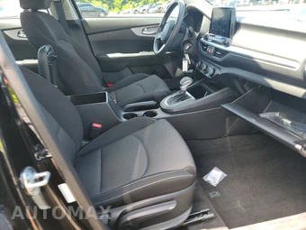 2023 Kia Forte LXS - miniatura 8