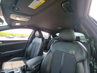 2023 Kia K5 GT-Line – miniatura 11