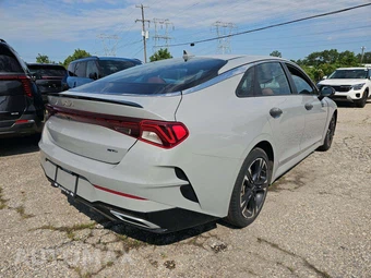 2023 Kia K5 GT-Line - miniatura 3