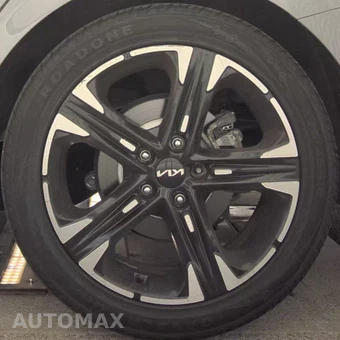 2023 Kia K5 GT-Line – miniatura 29