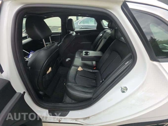 2023 Kia K5 GT-Line - miniatura 10