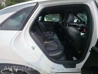 2023 Kia K5 GT-Line - miniatura 13