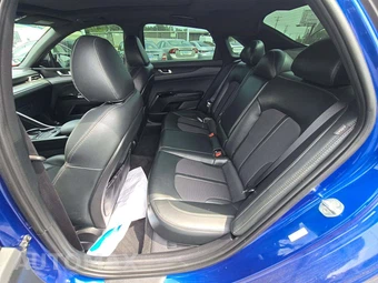 2023 Kia K5 GT-Line – miniatura 10