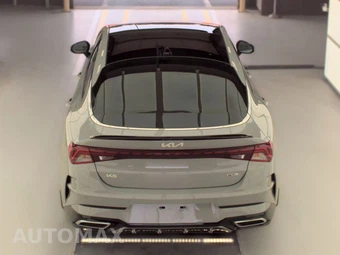 2023 Kia K5 GT-Line - miniatura 5