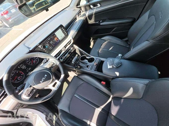 2023 Kia K5 GT-Line - miniatura 5