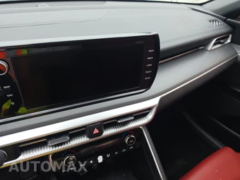2023 Kia K5 GT-Line - miniatura 11