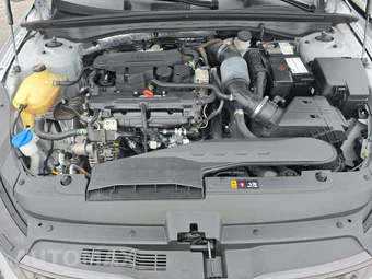 2023 Kia K5 GT-Line - miniatura 15