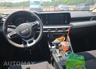 2023 Kia K5 LXS - miniatura 8