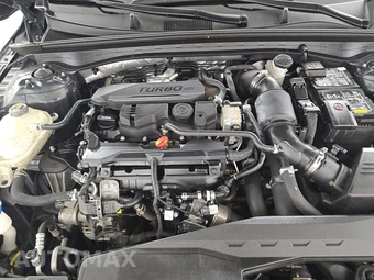 2023 Kia K5 LXS - miniatura 16